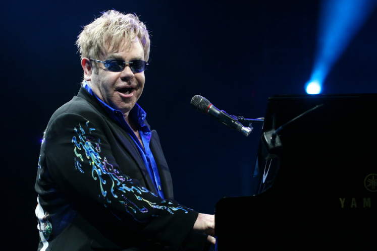 Elton John: músicas de sucesso nos últimos anos no Brasil