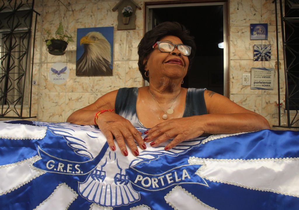 Tia Surica completa 85 anos com “Camarão que dorme a onda leva” no topo das execuções