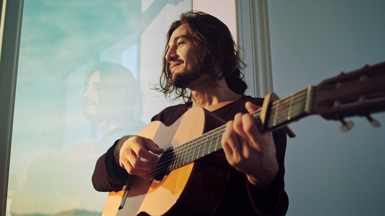 Tiago Iorc completa 40 anos e Ecad prepara ranking de sua carreira