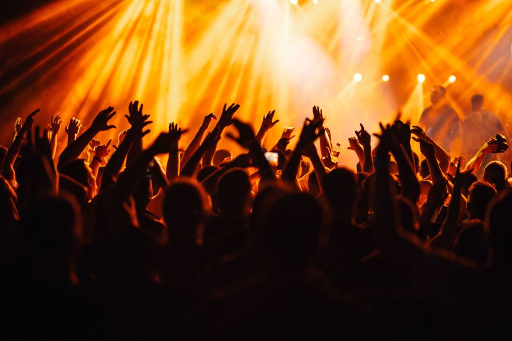 Ecad divulga ranking das músicas mais tocadas em shows no Brasil em 2025