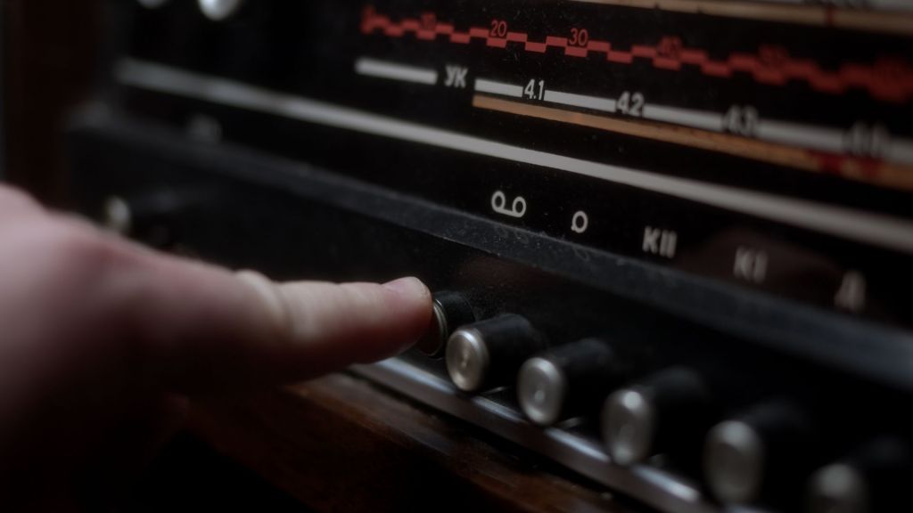 Dia Mundial do Rádio: o mais tocou em 2025 em cada região do país