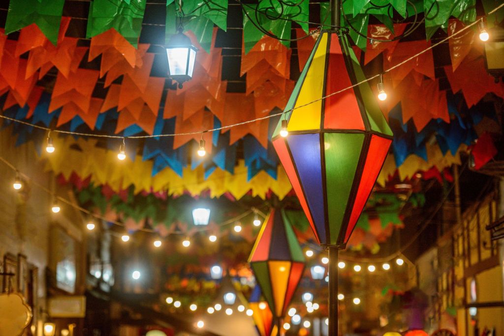 Festas juninas: inadimplência em direitos autorais ameaça remuneração de artistas e compositores que embalam o São João pelo país