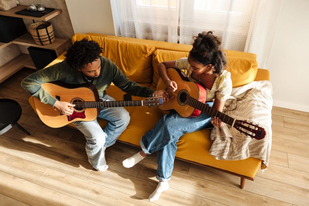 Mais de 312 mil artistas e compositores recebem direitos autorais no primeiro semestre, apesar da inadimplência de órgãos públicos