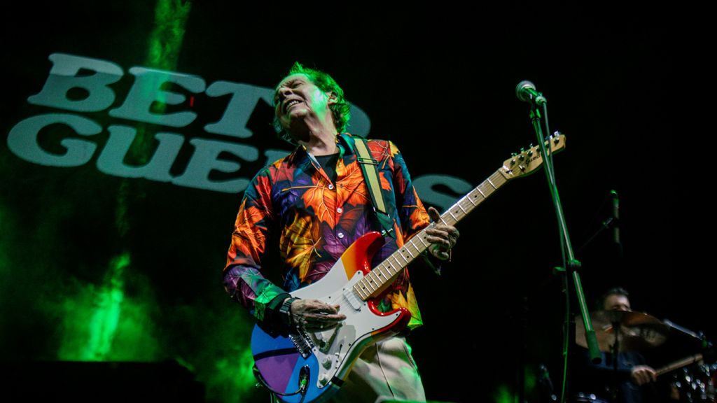 Aos 75 anos, Beto Guedes celebra uma trajetória marcada por clássicos da música brasileira